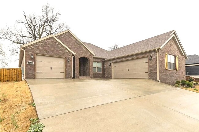 Photo - 3600 SW Brittany Rd