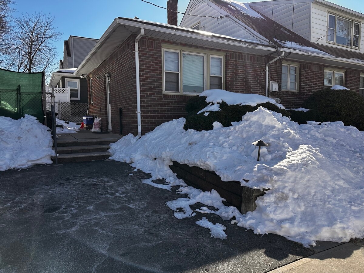 Photo - 295 Grove St Unit 2