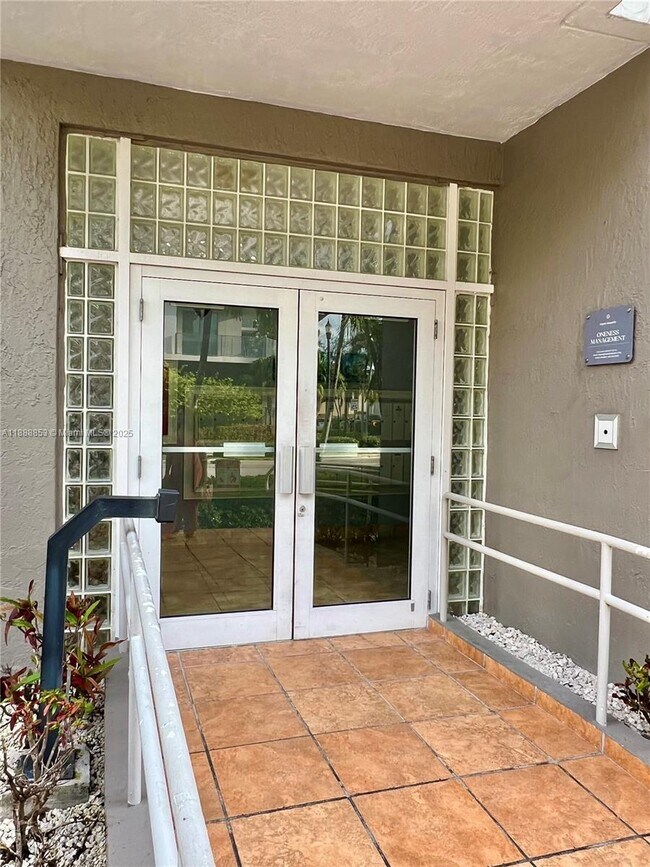 Photo - 1060 NW 7th St Unit 102