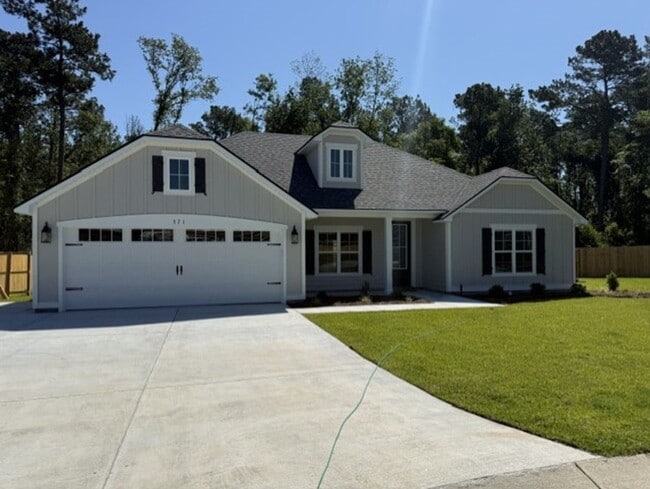 Photo - Luxury Living in Hahira – High-End Features & Modern Design!