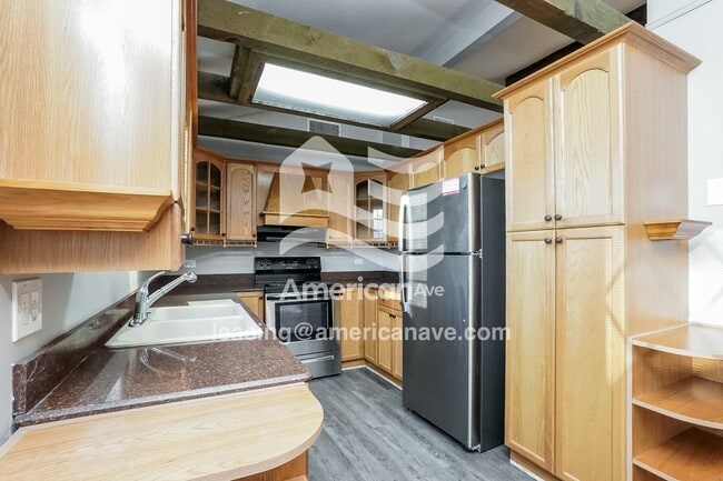 Photo - 42 Fox Glen Cir