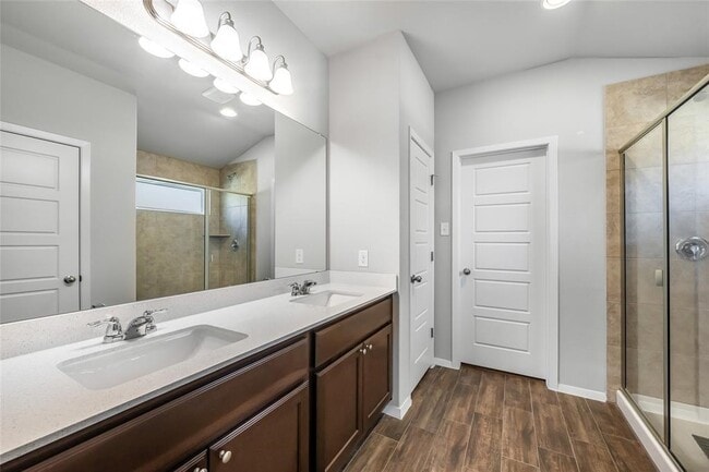 Photo - 3509 Constitution Dr