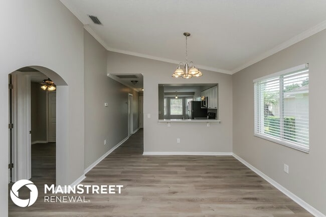 Photo - 523 Scarlet Maple Ct