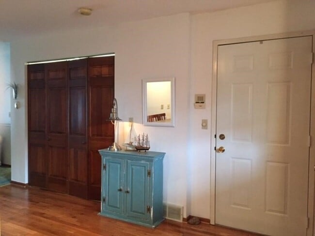 Photo - 3304 Baer Beach Rd