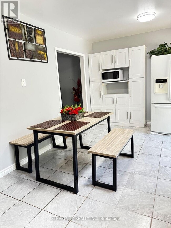 Photo - 237 Homestead Crescent