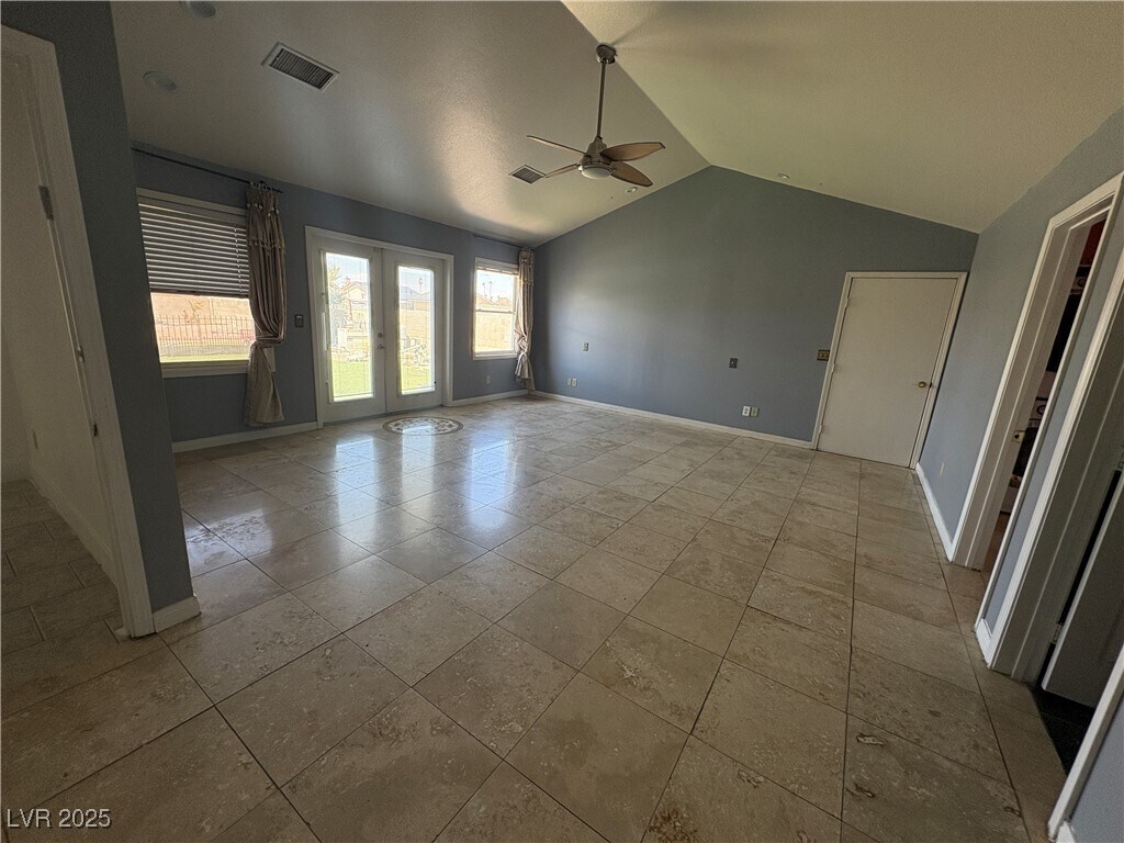 Photo - 71 Whitewind Ln House