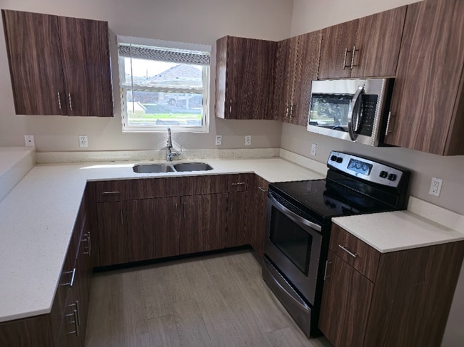 Photo - 1901 Harrison St Unit 1