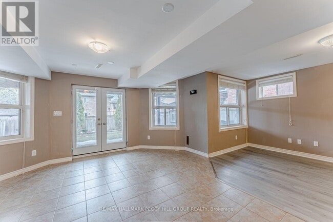 Photo - 30 Jessica Dr