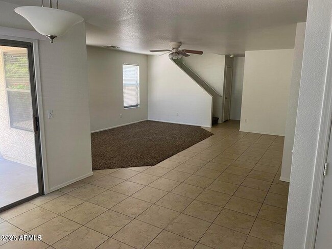 6152 S Sharon Ct