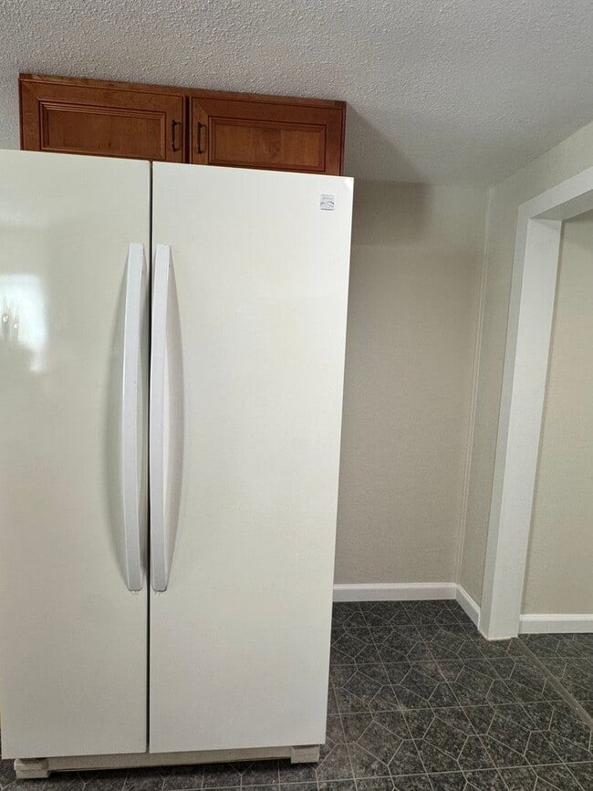 Photo - Selah remodeled 1 br, 1 ba home with washe...