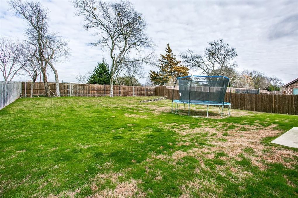 Photo - 1719 Crescent Oak