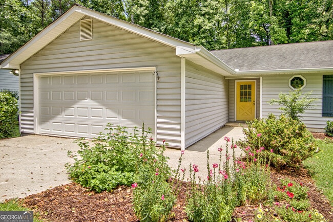 Photo - 413 Deergrass Trail