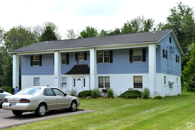 Colonial Terrace Apartments - Colonial Terrace Apartments