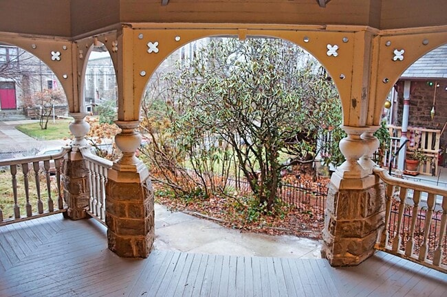 Photo - 133 East Mount Airy Avenue Unidad 1