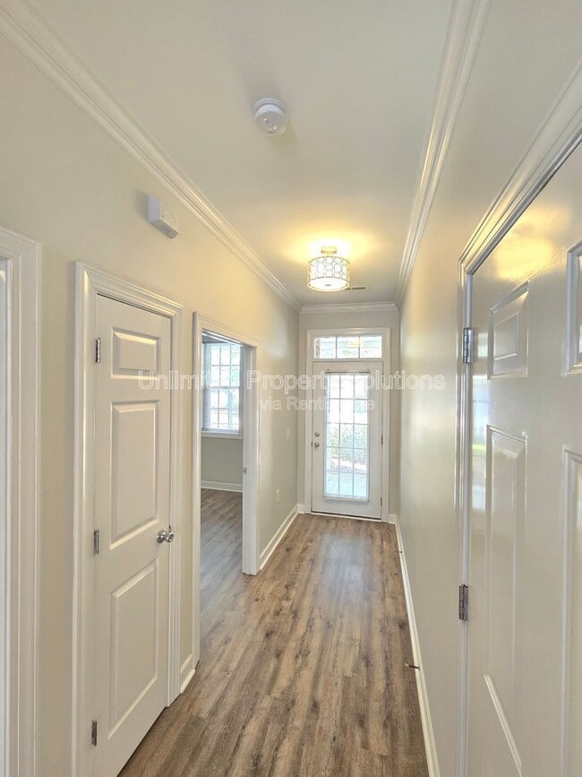 Photo - 339 Monlandil Dr