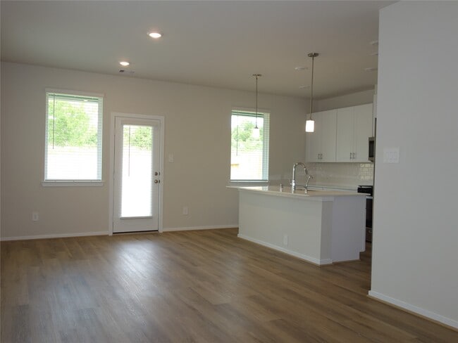 Photo - 701 Sand Dollar Dr