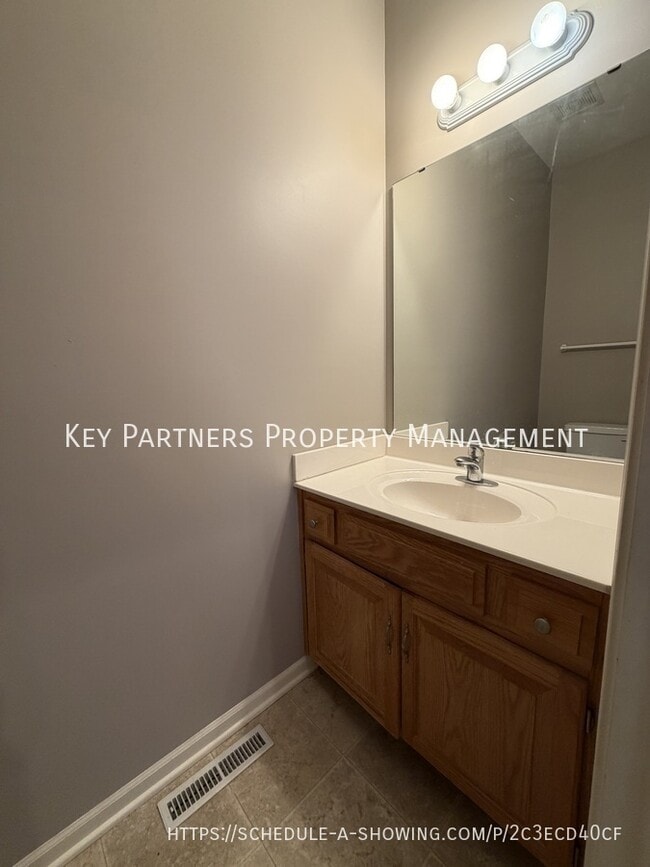 Photo - 1004 NW 113 St