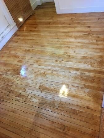 Photo - 391 Langley Rd