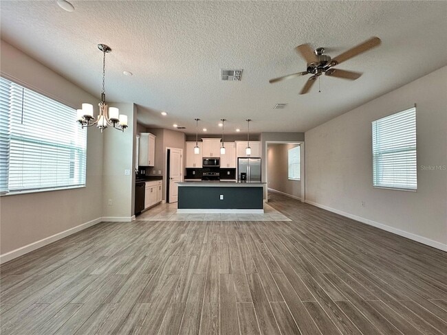 Photo - 11832 Charades St