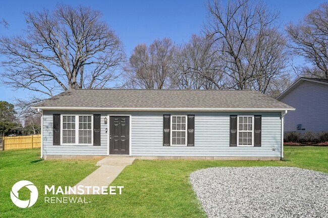 Building Photo - 101 Millikin St