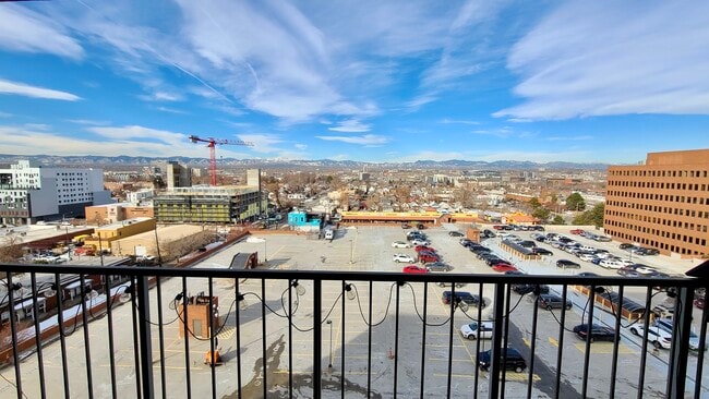 Building Photo - 1301 Speer Blvd Unit 1002