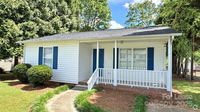 Building Photo - 108 10th St Rental