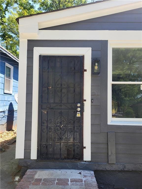 Photo - 1154 Windsor St SW