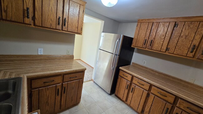 Photo - 336 2nd Ave S Unidad Rear