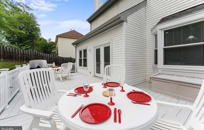 Photo - 5 Sarasota Dr