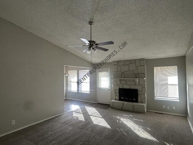 Building Photo - 3332 S 140th E Ave