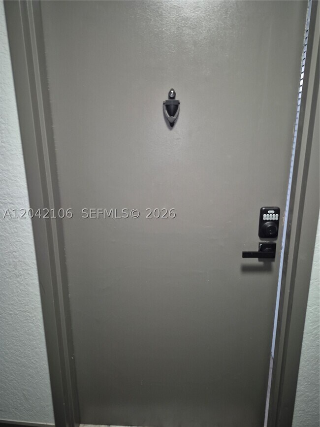 Photo - 16565 NE 26th Ave Unit 2E