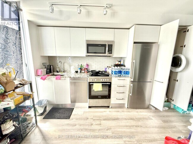 Photo - 28 Wellesley St E Unit 1903