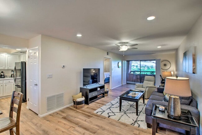 4303 E Cactus Rd Unit SI FL3-ID1546212P