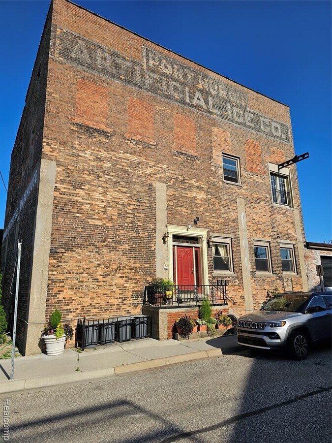 Photo - 1104 4th St Unit 2