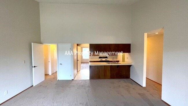 Photo - Nice 4 bedroom 2 bath Single family home in great neighborhood!