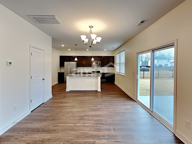 Photo - 5603 Cuba Rd