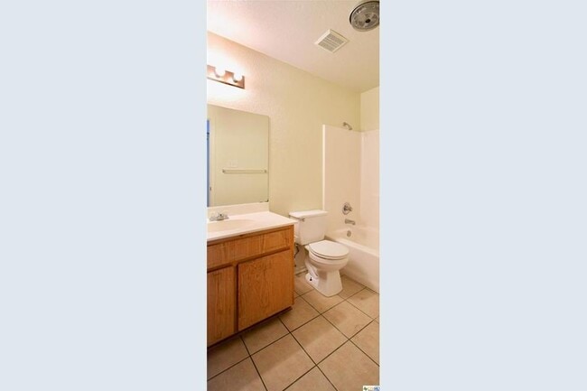 Photo - 3400 Hereford LN