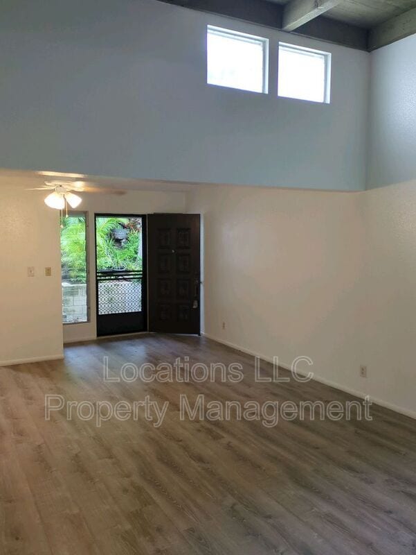 Photo - 44-121 Laha St Unit #5