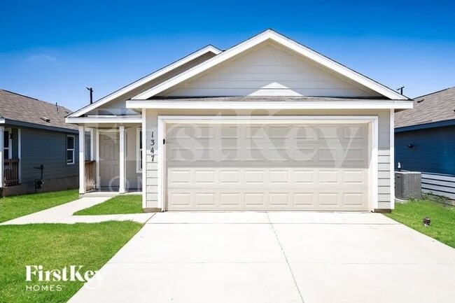 Photo - 1347 White Willow