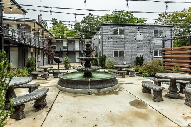 The Residence - Bldg 25