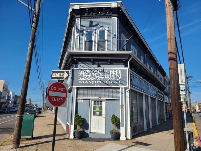 Building Photo - 221 Old Bergen Rd Unit 2 Rental