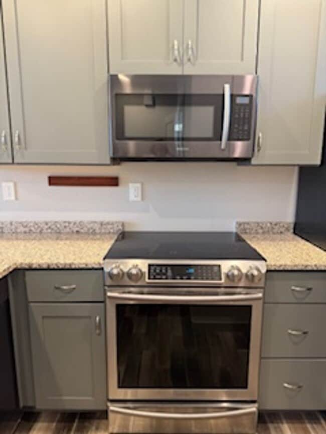 Photo - Midtown Cutie