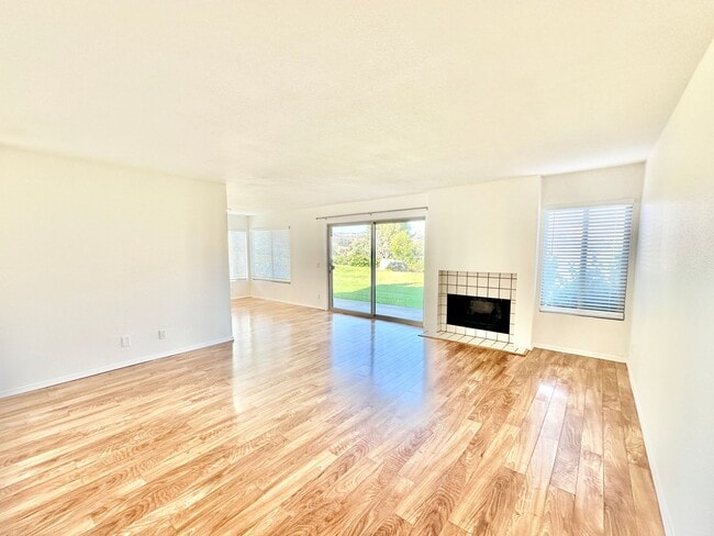 1652 Pala Lake Dr