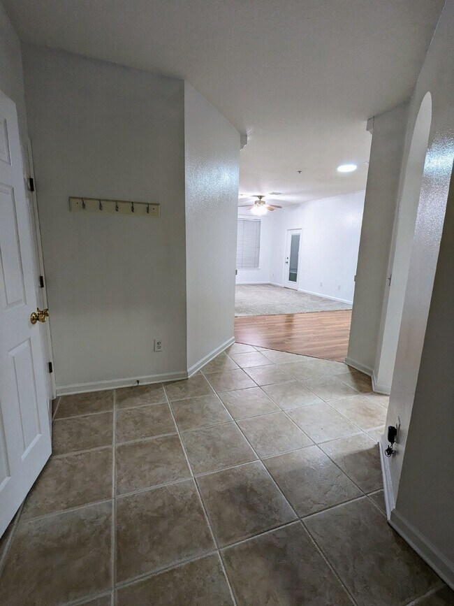 Photo - Beautiful Move-In Ready 3/2 Condo near Town Center & UNF Unit #1110