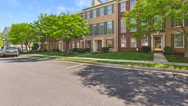 Photo - 25807 Turlough Ter