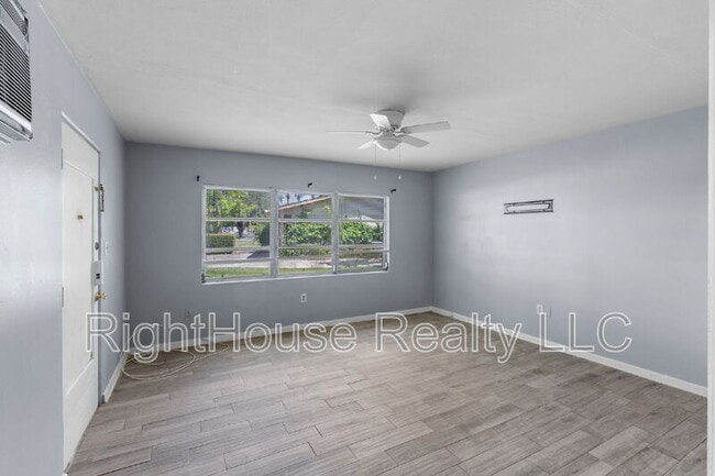 Photo - 1220 Sunshine Ave