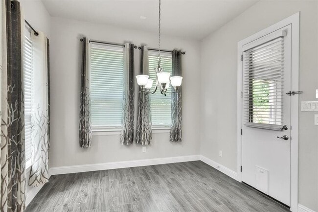 Photo - 1405 Highland Ridge Rd