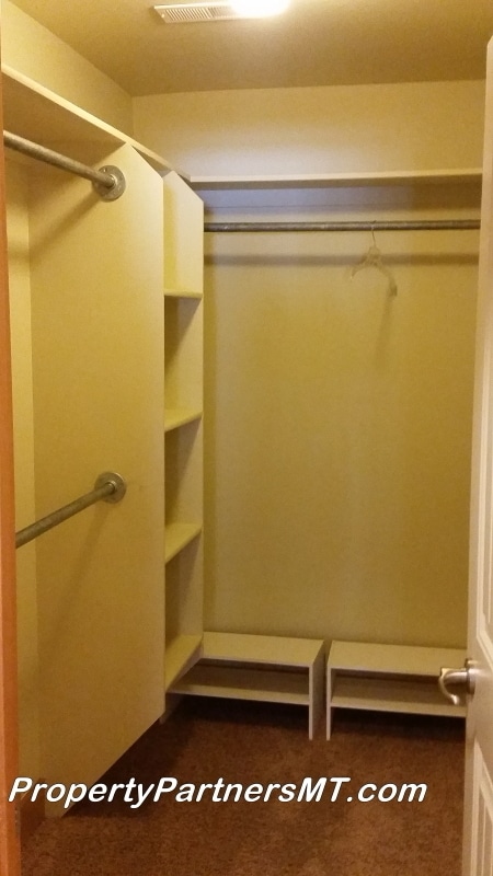 Photo - **Need more garage?** 3 Bed 2 Bath house