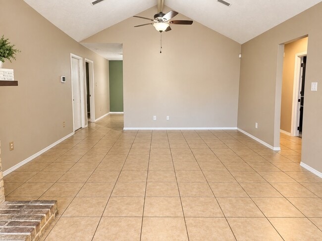 21311 Greenham Dr