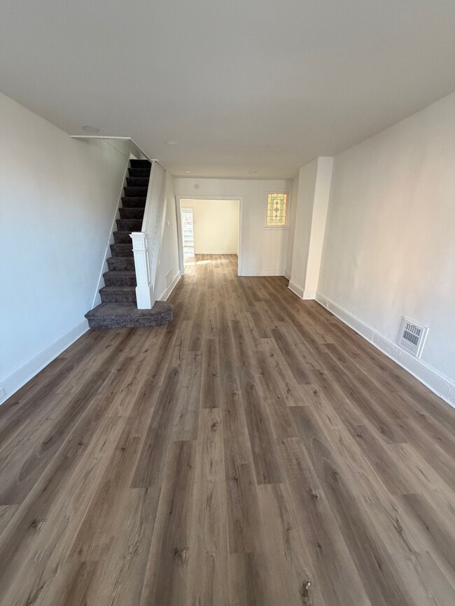 Photo - 310 S Claymont St